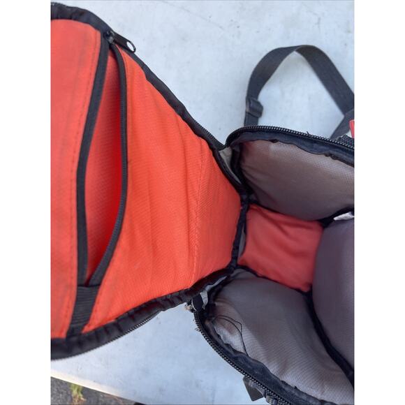 Case Logic Camera Bag Black Orange Compact Case Crossbody Shoulder Strap DSLR - Picture 4 of 4